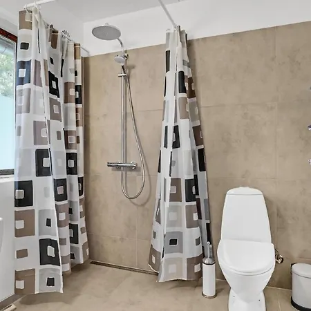 4 Bedroom Lovely In Prázdninový dům Ebeltoft