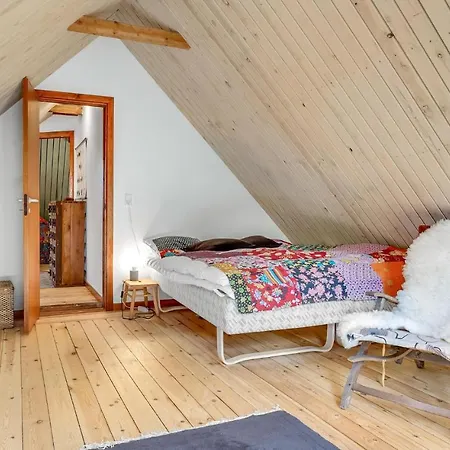 Prázdninový dům 4 Bedroom Lovely In